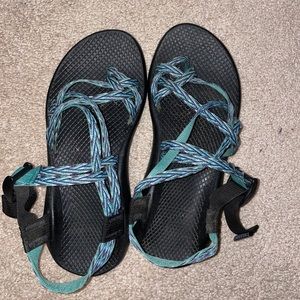 Chacós, hardly worn